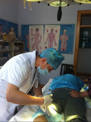 国家执业医师吕大夫专治腰椎痛